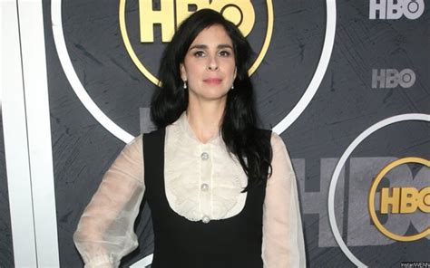 sarah silverman is hot|Sarah Silverman bares her behind on Instagram and。